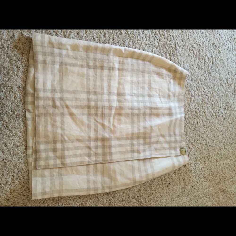 Skirt - Picture 2 of 3
